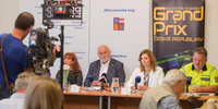 foto známka - tisková konference k motocyklové GP ČR 2020, 5. 8. 2020 00.jpg