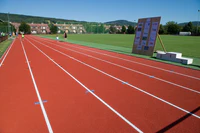 foto - Velká nad veličkou, otevření zrekonstrovaného stadionu, 50. ročník běhu Horňácká pětadvacítka, hejtman Šimek 04.jpg