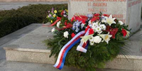 foto - 25. dubna 2020, položení věnců, ústřední hřbitov, 75. výročí osvobození Brna 02.jpg