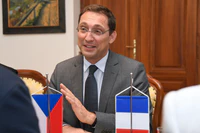 foto - návštěva francouzského velvyslance v JMK 05.JPG