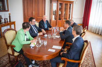 foto-B_Verhandlung_11.6.2025.jpg
